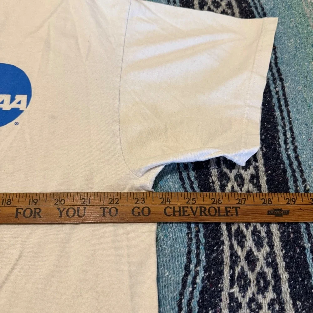 NCAA Basketball Graphic T-Shirt Mens XL White Delta Magnum Weight Short Sleeve - Picture 7 of 10